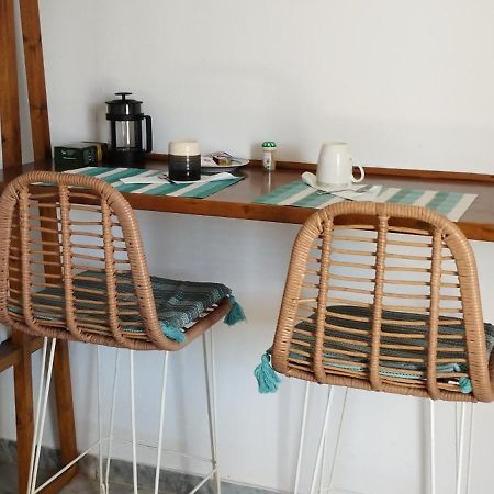 Παραθαλασσιο Στουντιο Μιχαλιας Sea View Studio Michalias Νουμερο 8 Agia Marina  Exterior foto